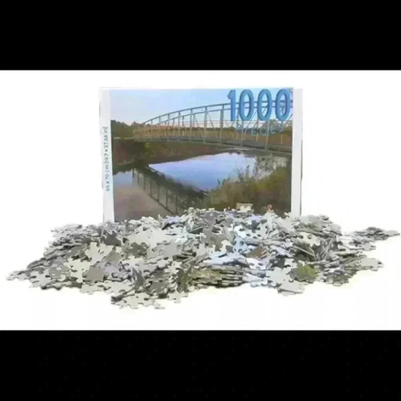 Puzzle with Bridge and Water Scene 1000 Pieces - Picture 3 of 5